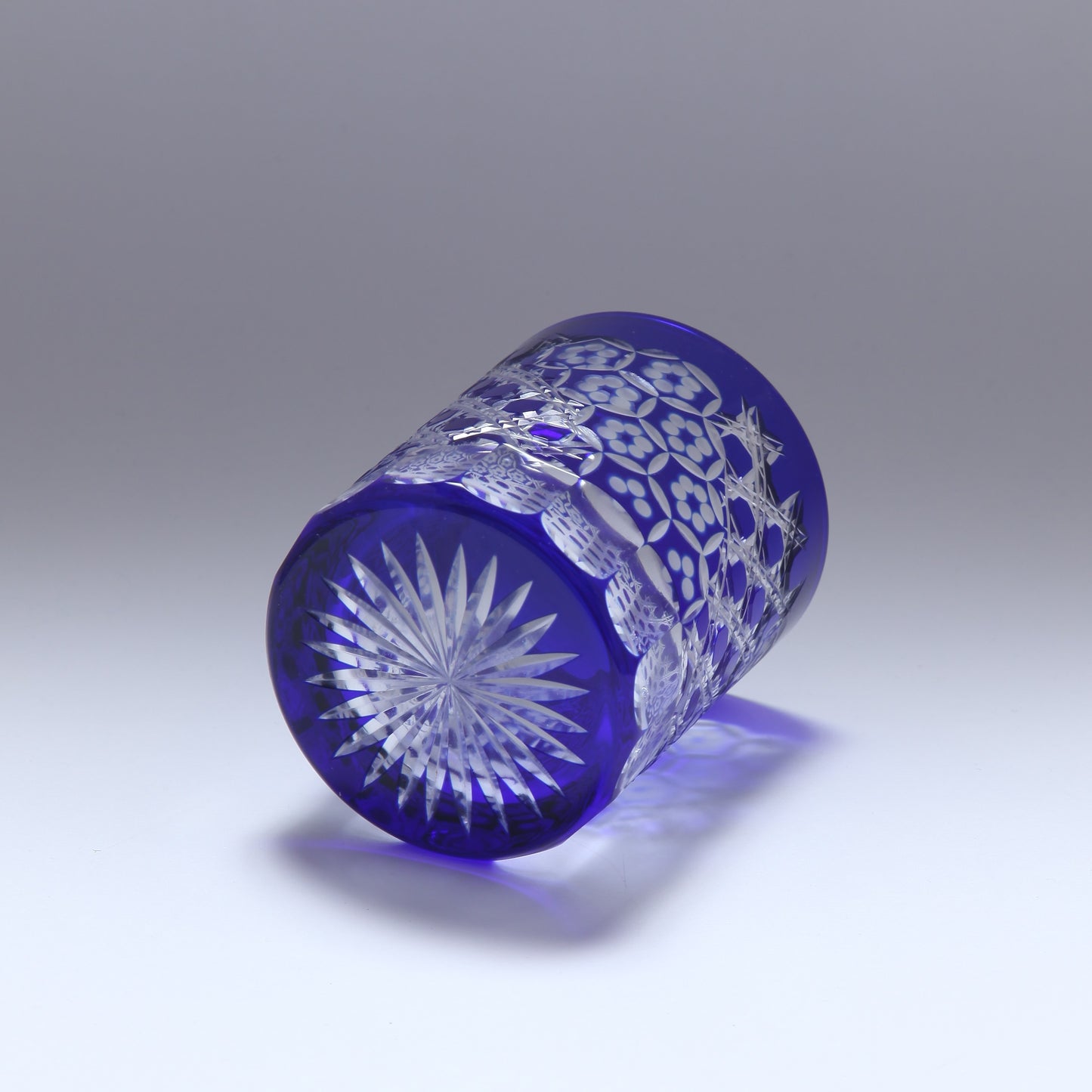 Nakakin Suisai Kiriko Rock Glass Treasures